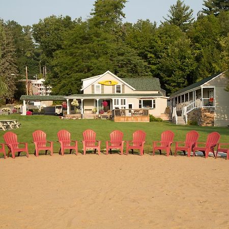 Shore Meadows Lodge Llc Lake George Buitenkant foto