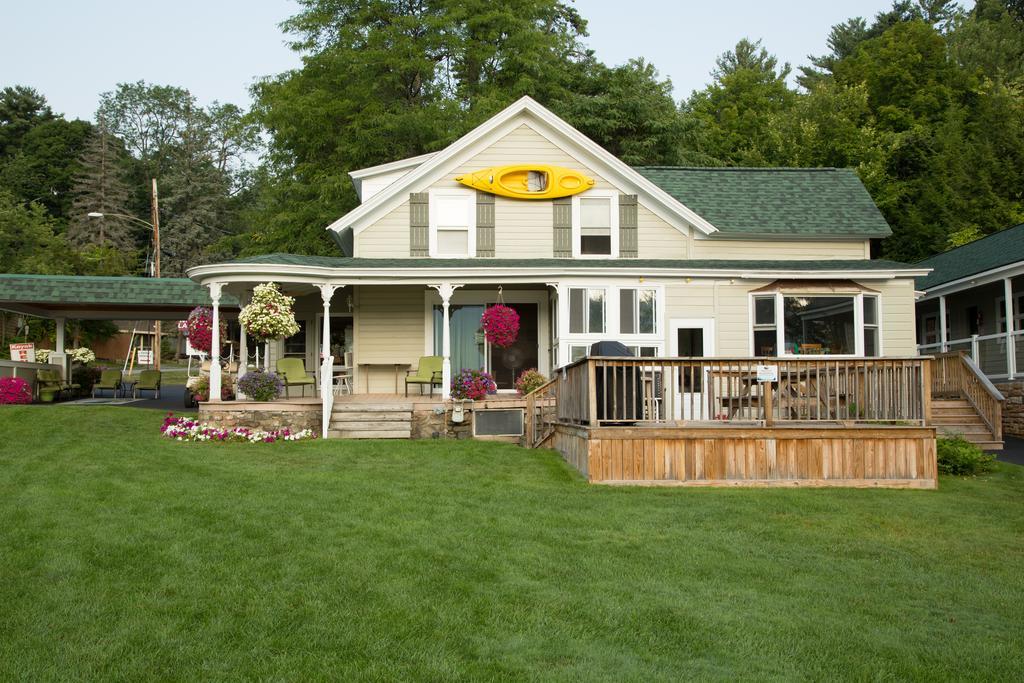 Shore Meadows Lodge Llc Lake George Buitenkant foto