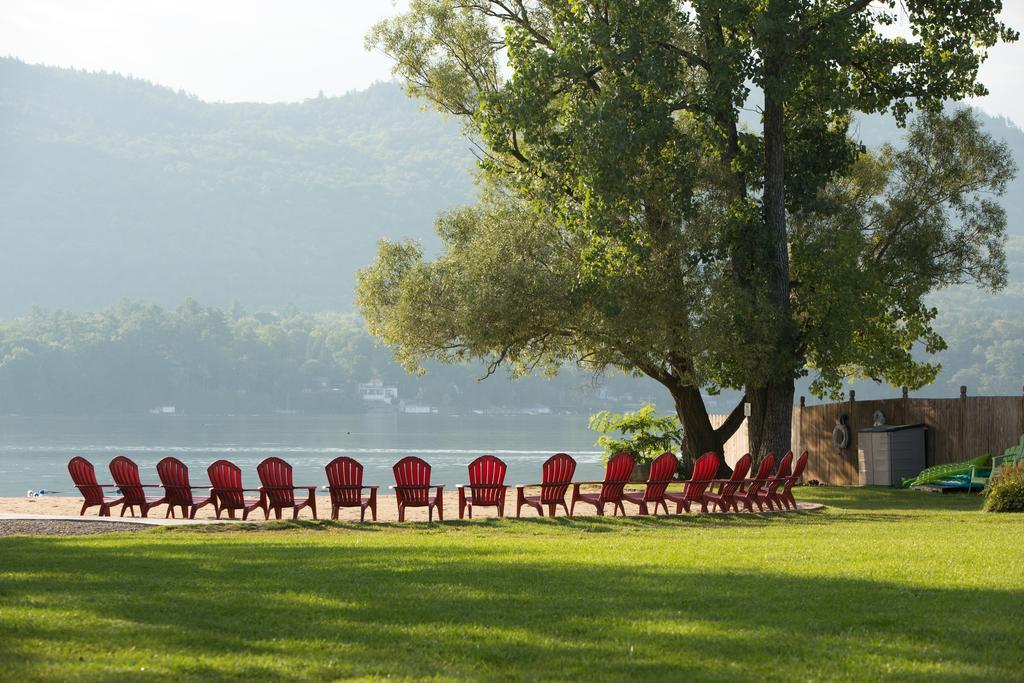 Shore Meadows Lodge Llc Lake George Buitenkant foto